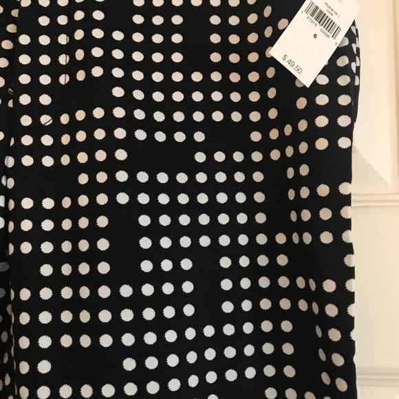 NWT GAP Slim Cropped Pants Size 6 - Picture 2 of 4